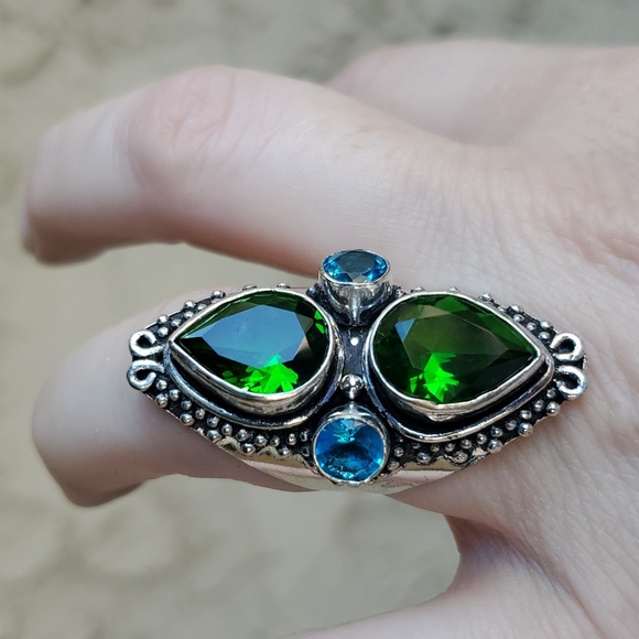 New Chrome Diopside and Blue Topaz 925 Silver Statement Ring. - Picture 9 of 16